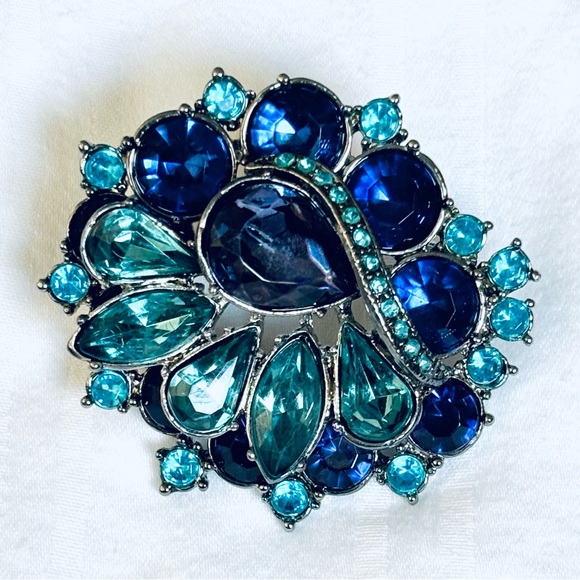 Rhinestone Brooch Pair Vintage Costume Jewelry Pins Peacock Blue Multi Colour - Picture 3 of 6